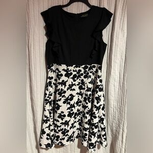 iHot Black & White Dress With Floral Design - 2XL